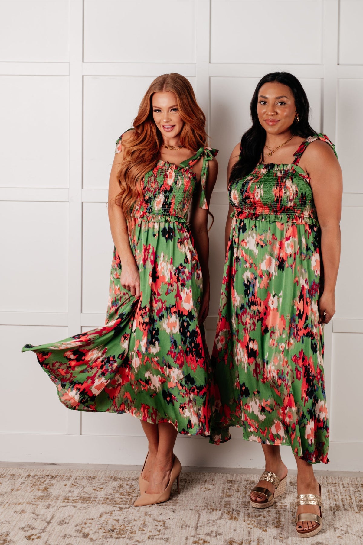 A Little While Longer Dress in Green (Online Exclusive)