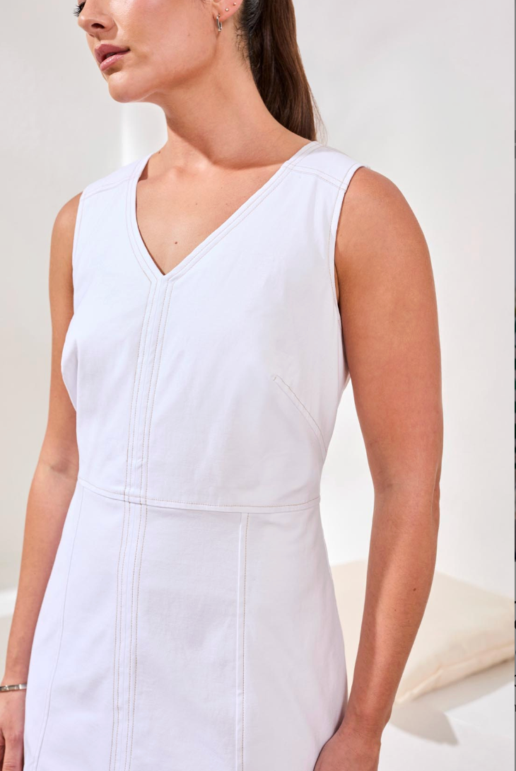 Fitted Dress w/ Pockets- White