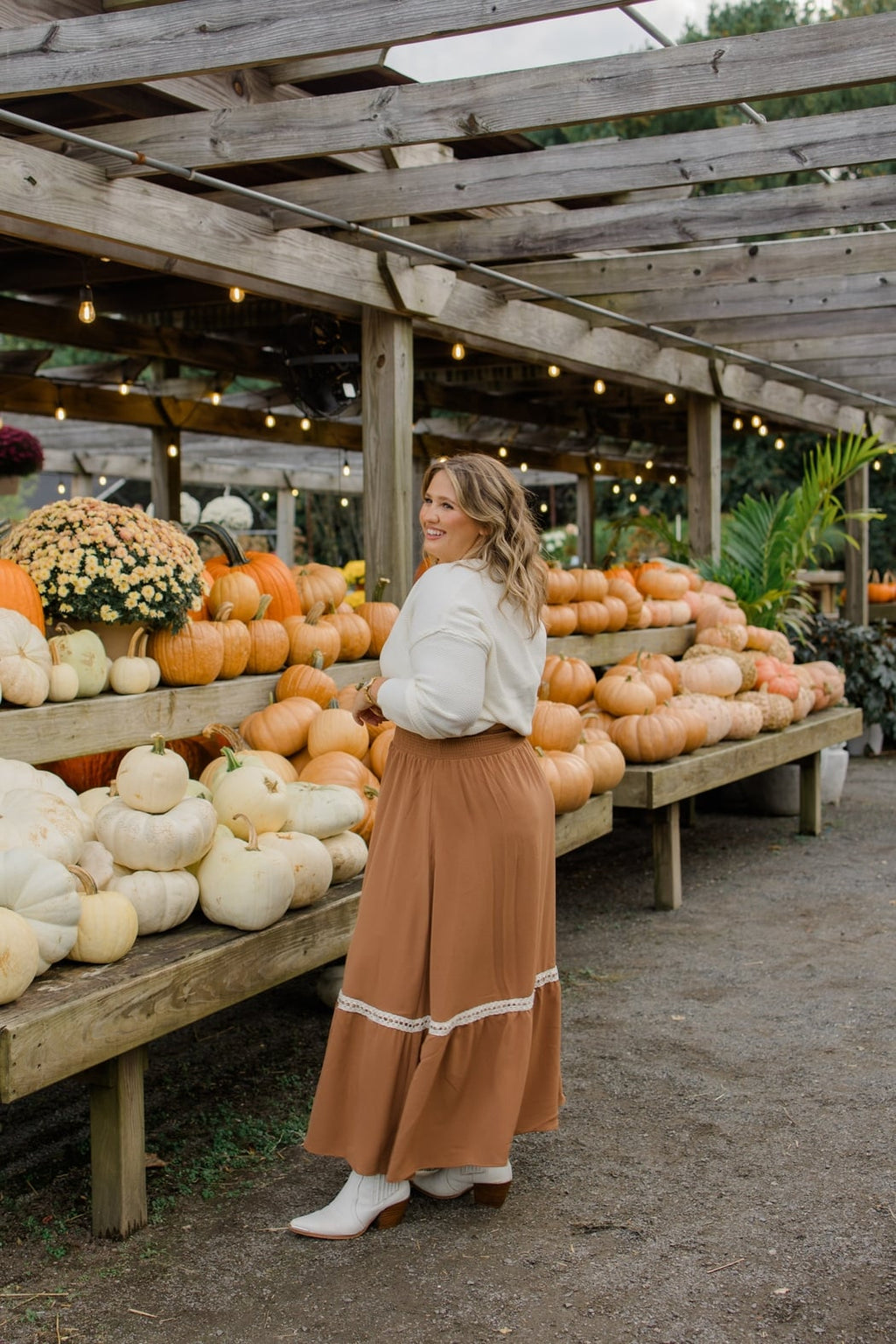 Contrast Lace Trim Smocked Waist Midi Skirt