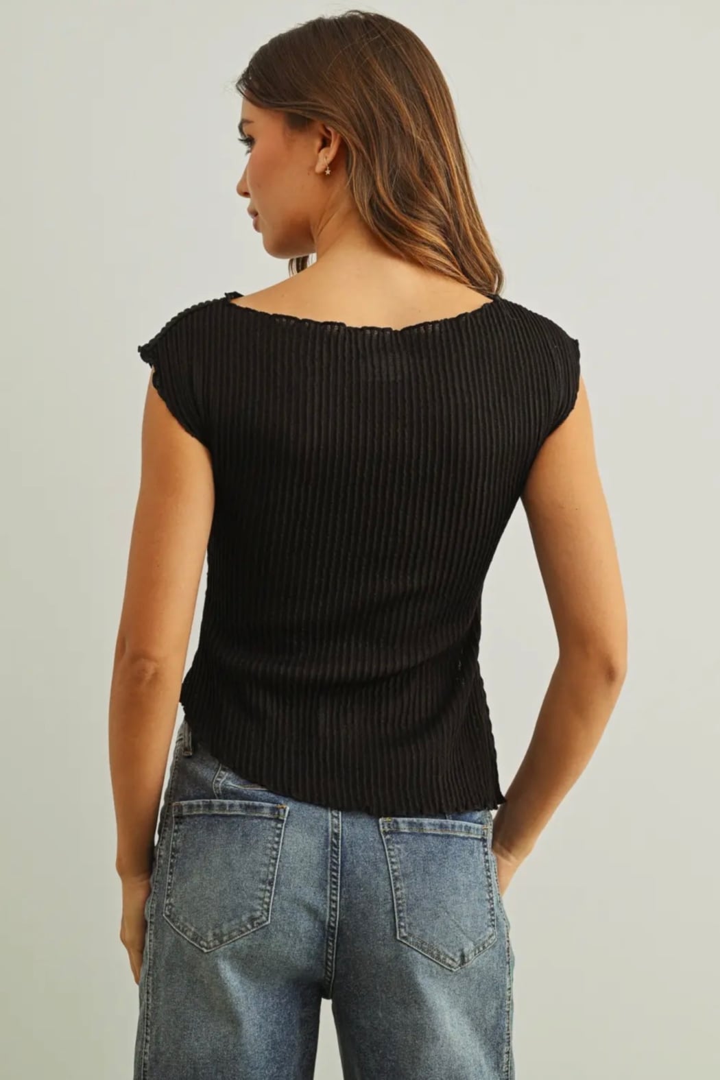 CRINKLE CAP SLEEVE TOP
