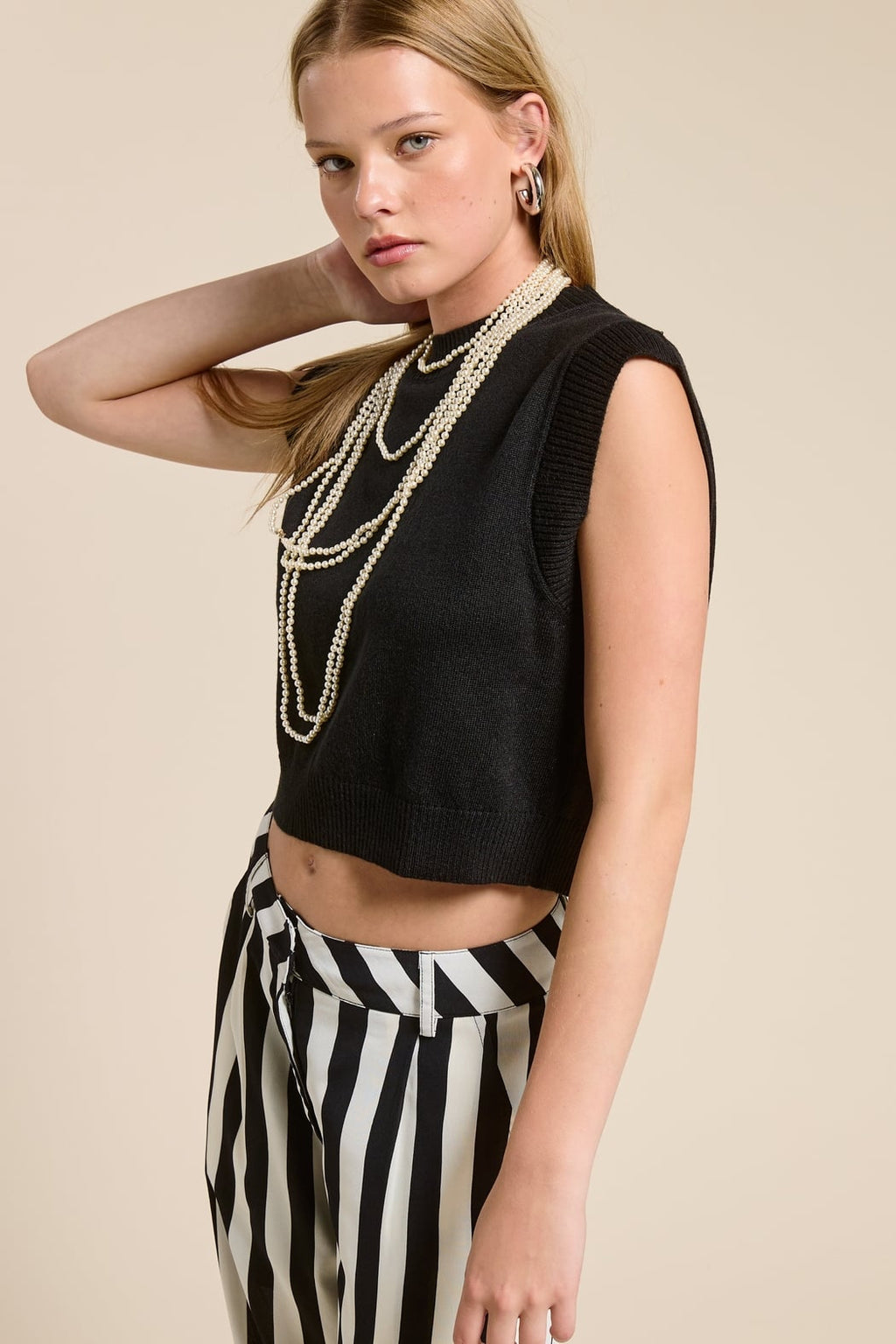 Cropped Knit Sweater Vest