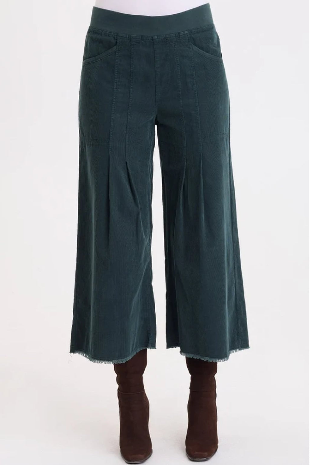 Liene Light Corduroy Crop Pleated Trousers in Pine