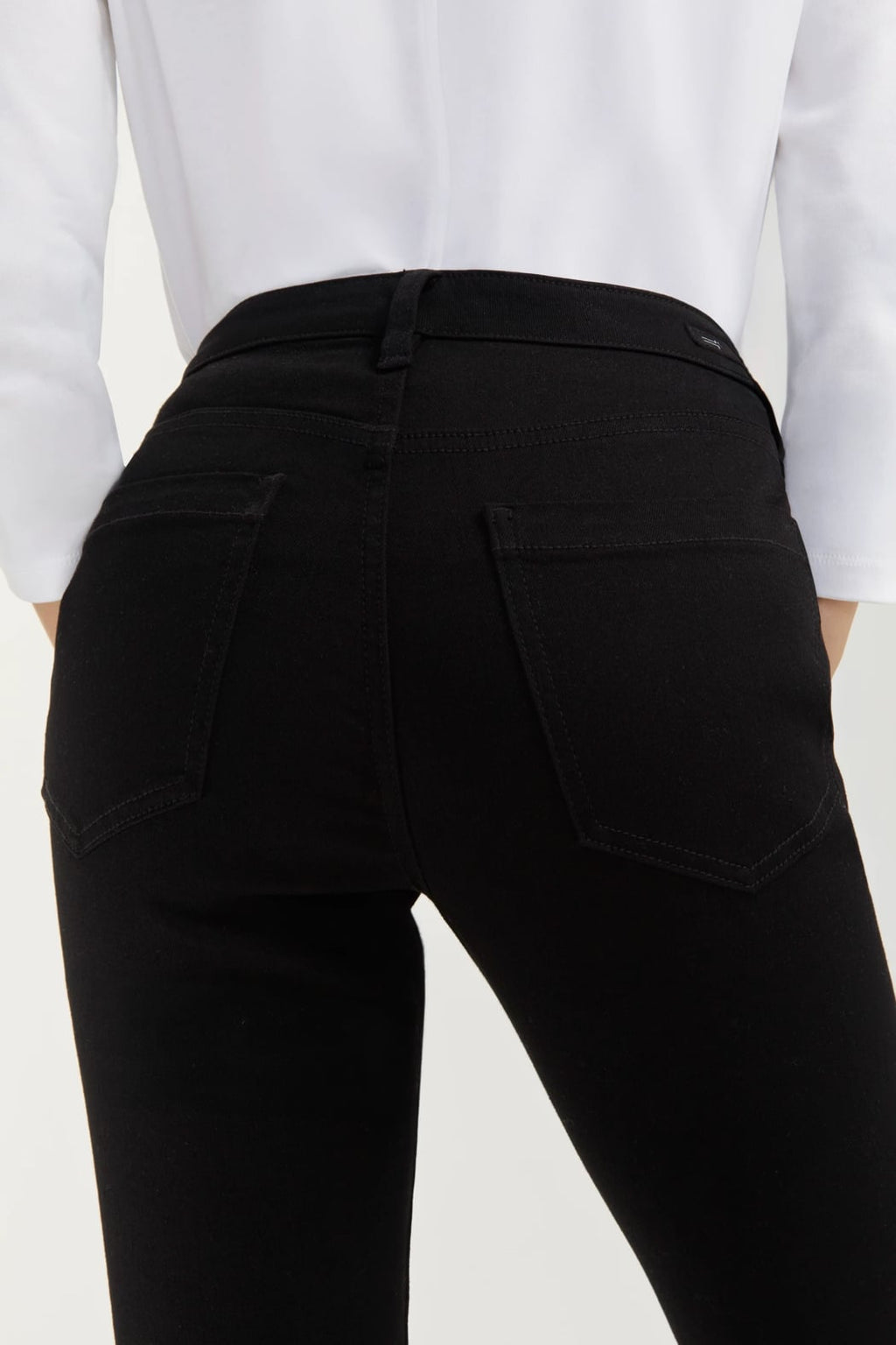 Liverpool Bobbie Baby Boot Jean | 32" inseam | Black Rinse