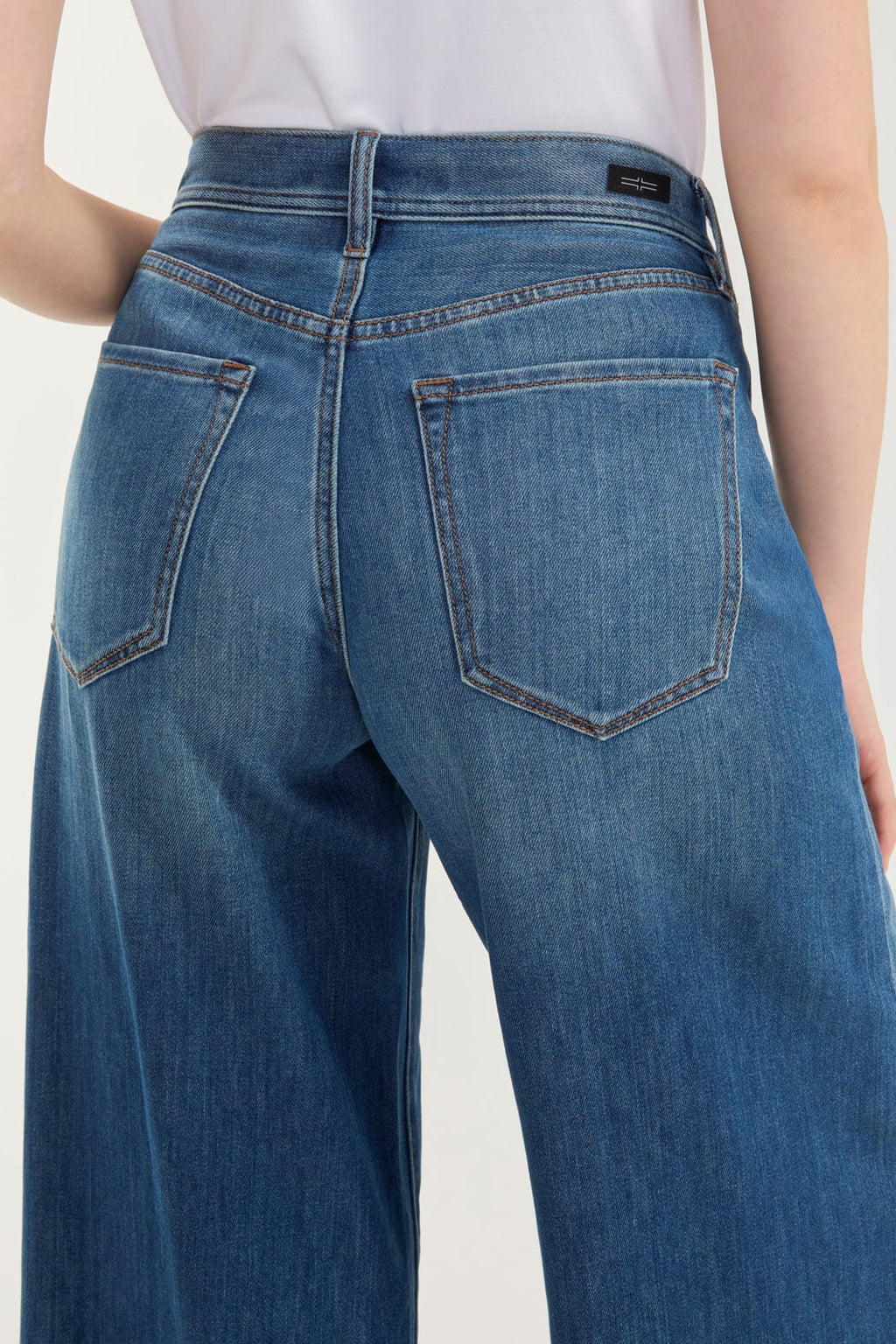 Liverpool Kit High-Rise Relaxed Wide Leg Jean — Autumn Fade