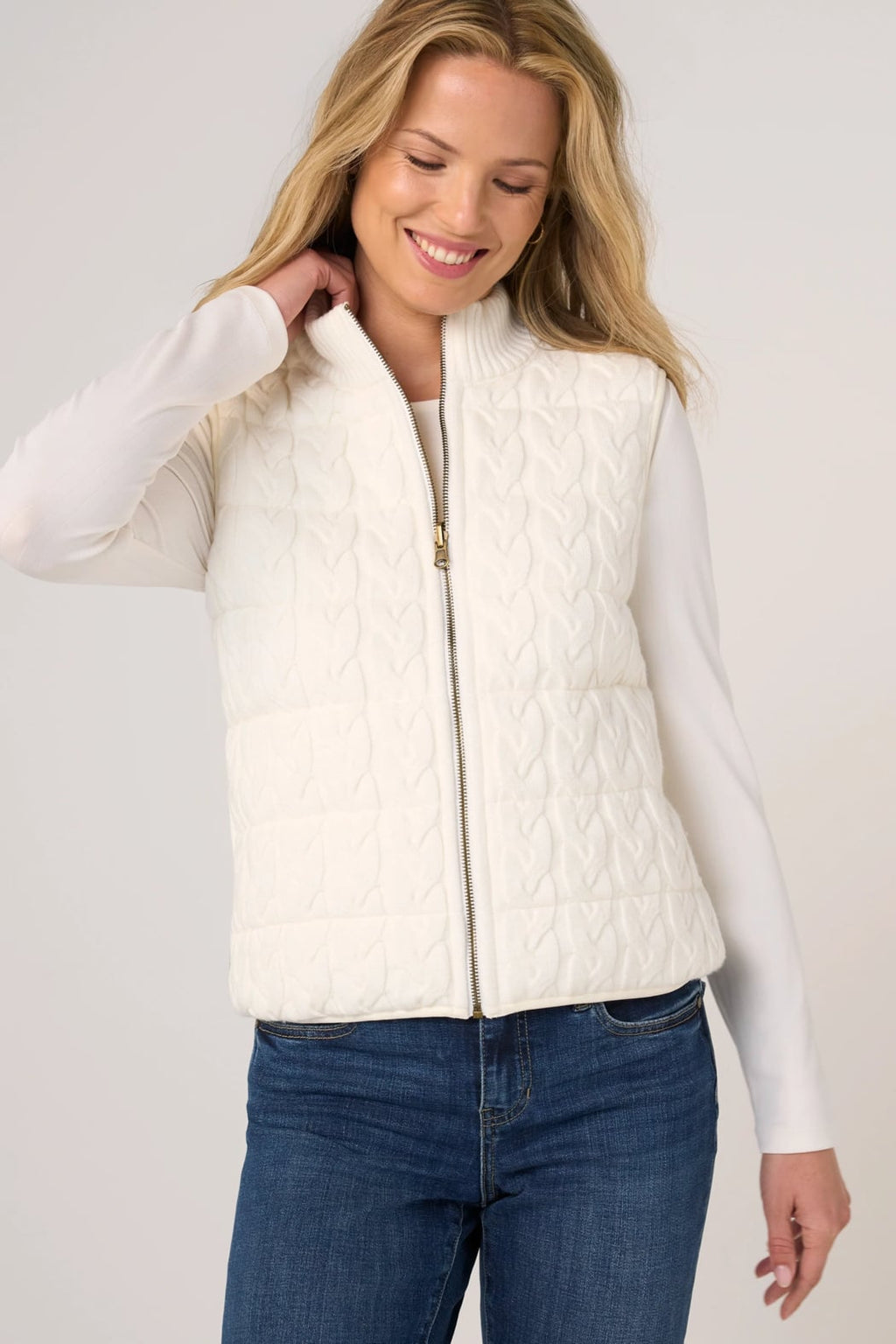 Liverpool Sleeveless Reversible Quilted Sweater Vest | Cream