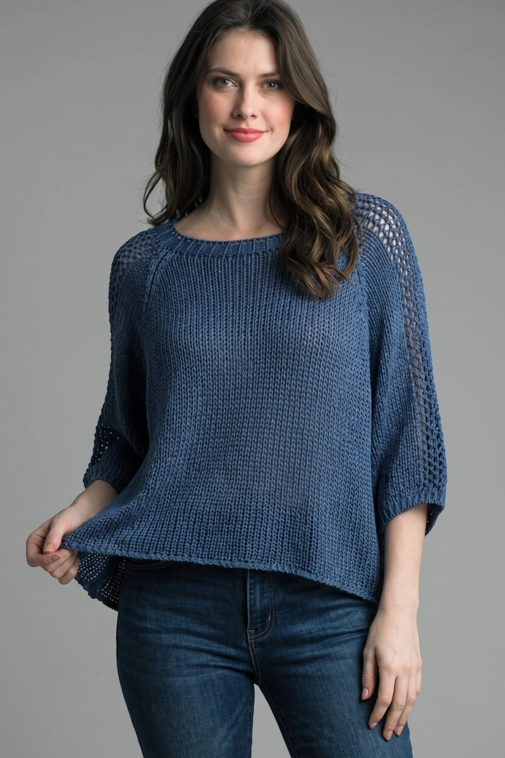 ROUND NECK KNIT PONCHO
