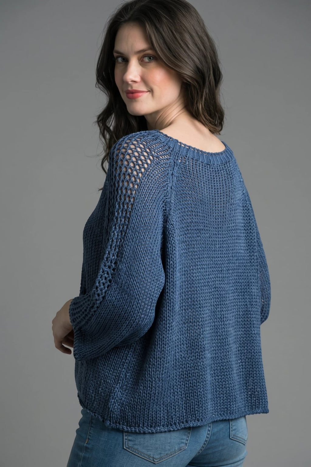 ROUND NECK KNIT PONCHO