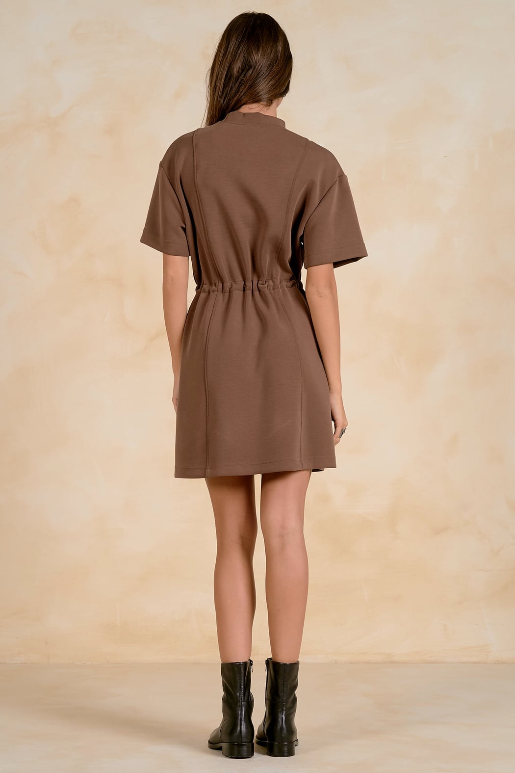 Short Sleeve Crew Neck Knit Dress