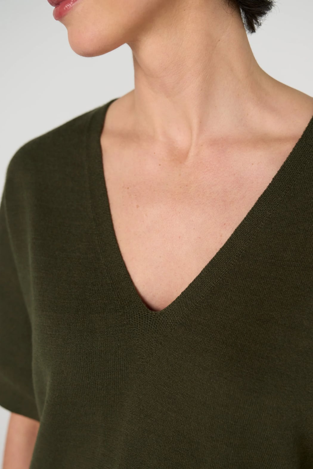 Short Sleeve V-Neck Dolman Top