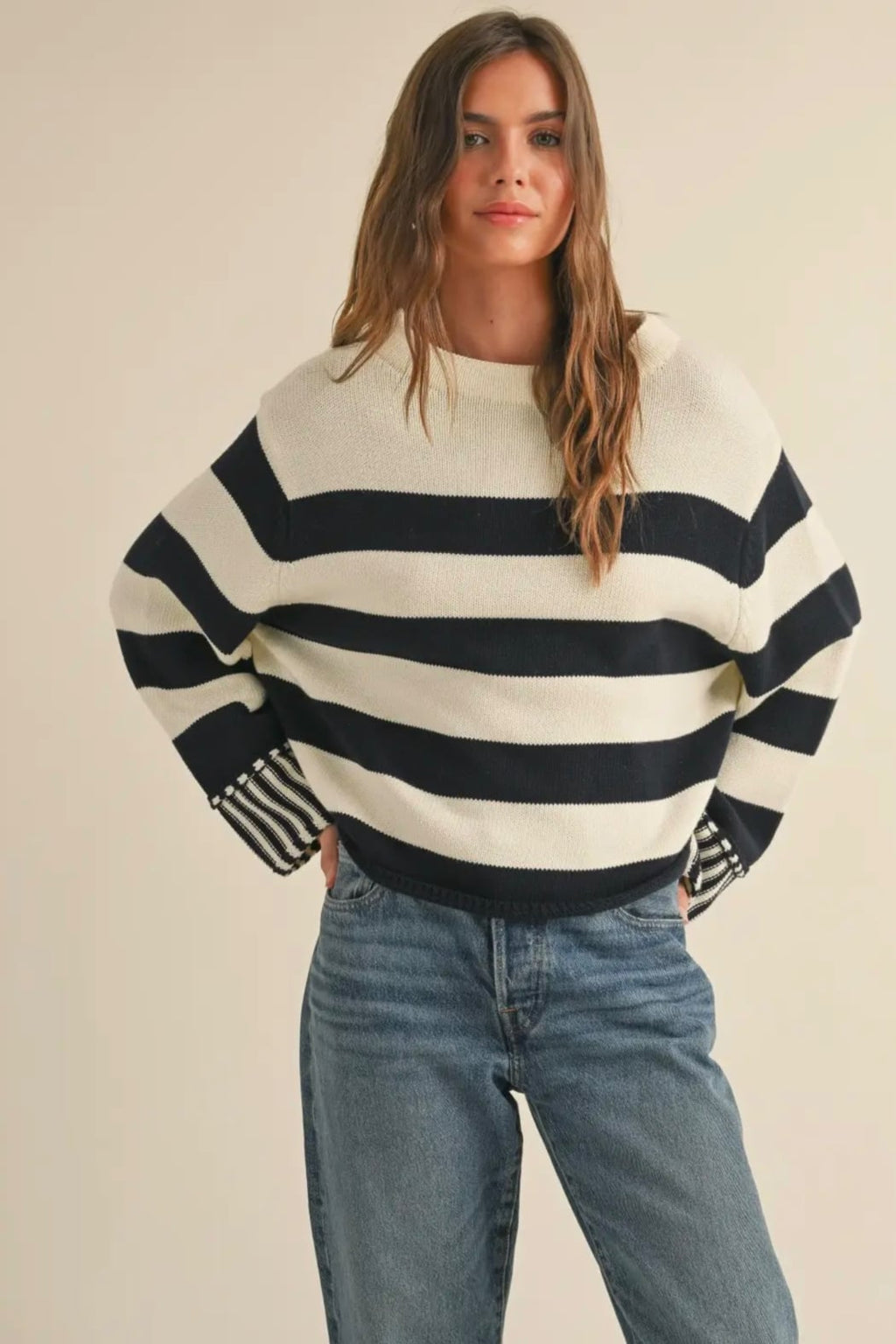 STRIPED SWEATER TOP