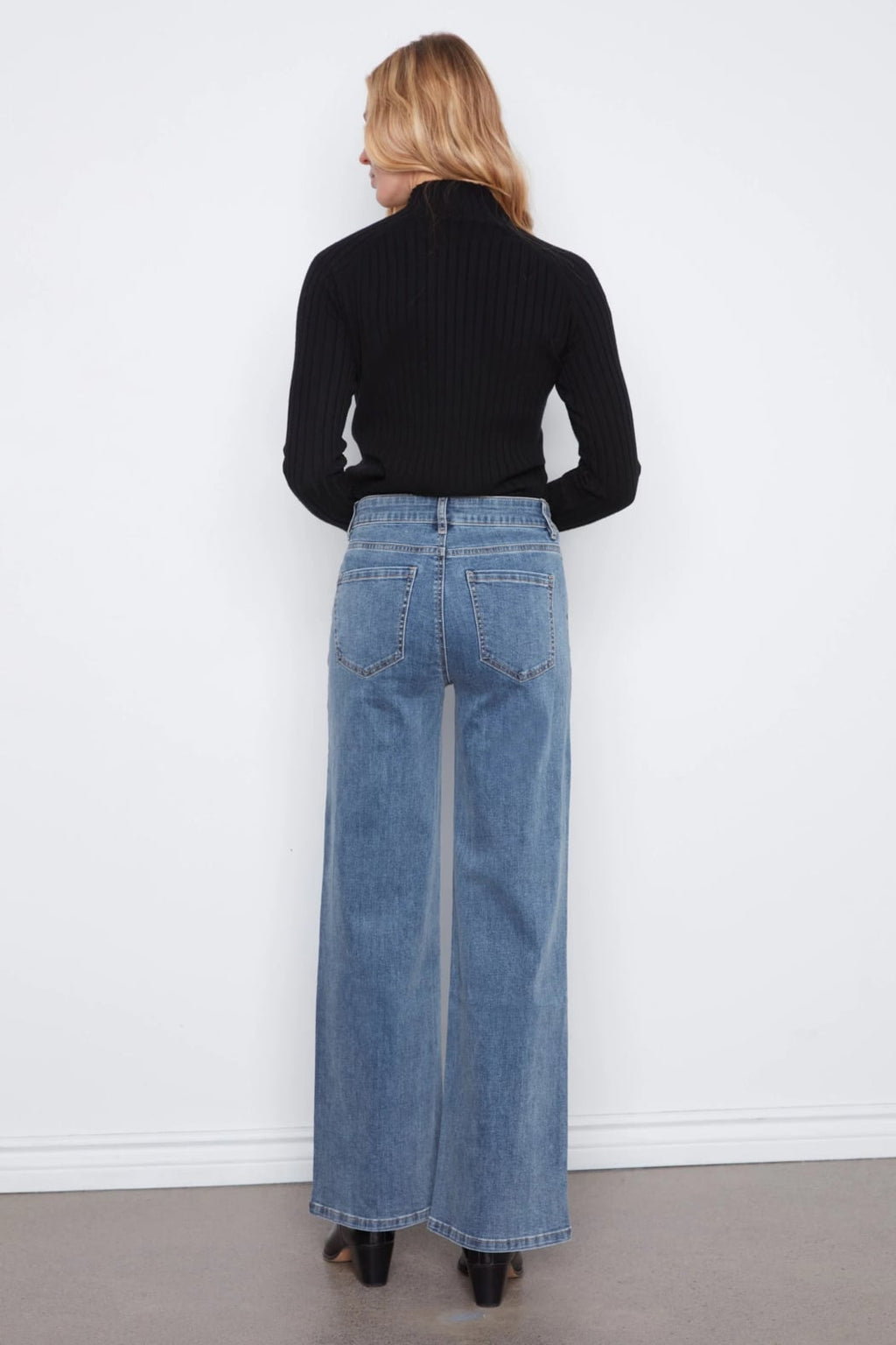 Wide Leg Jeans with Rhinestones